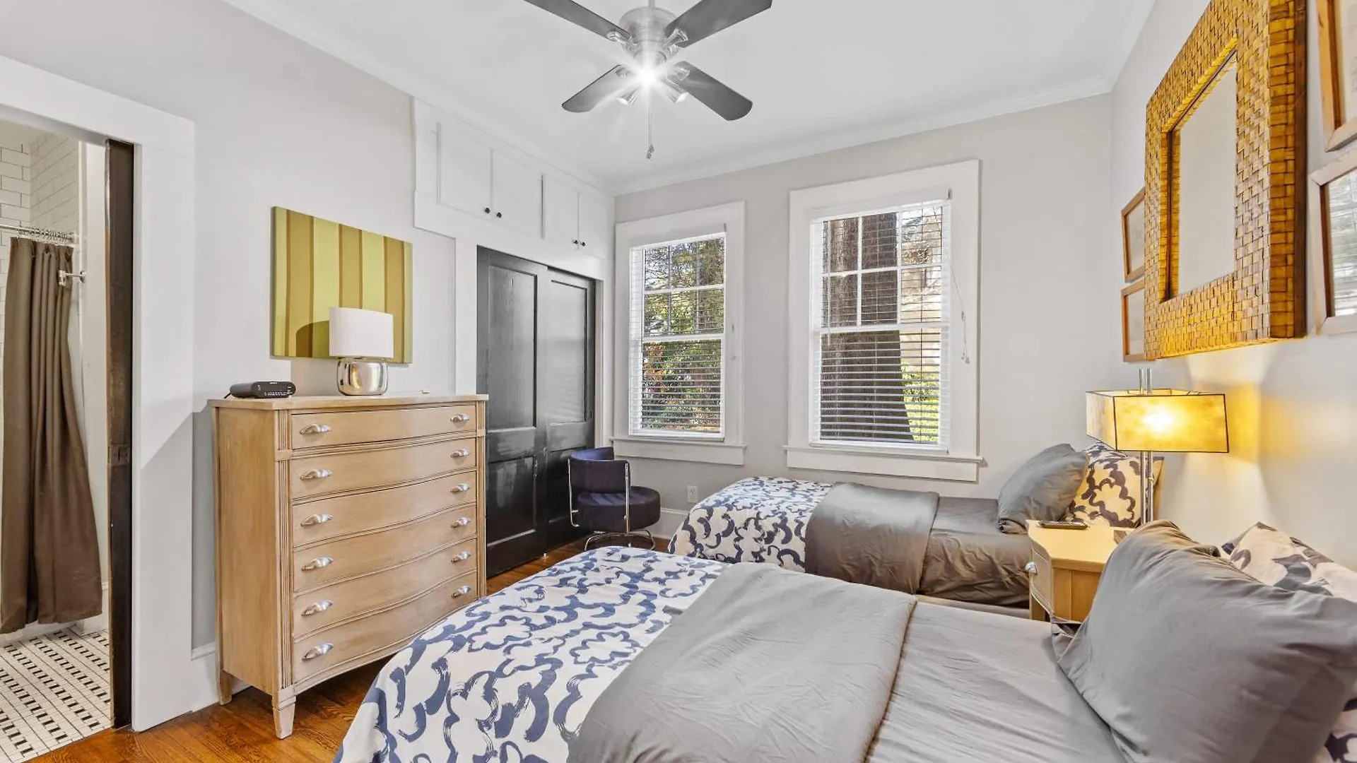 Stylish Myers Park 2 Bedroom With Screened Porch Charlotte Holiday home