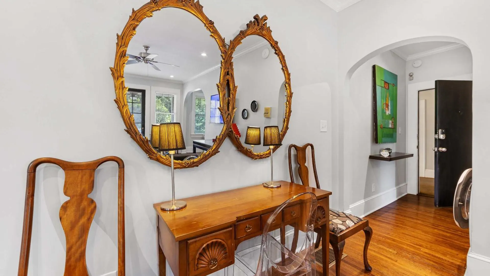 Stylish Myers Park 2 Bedroom With Screened Porch Charlotte